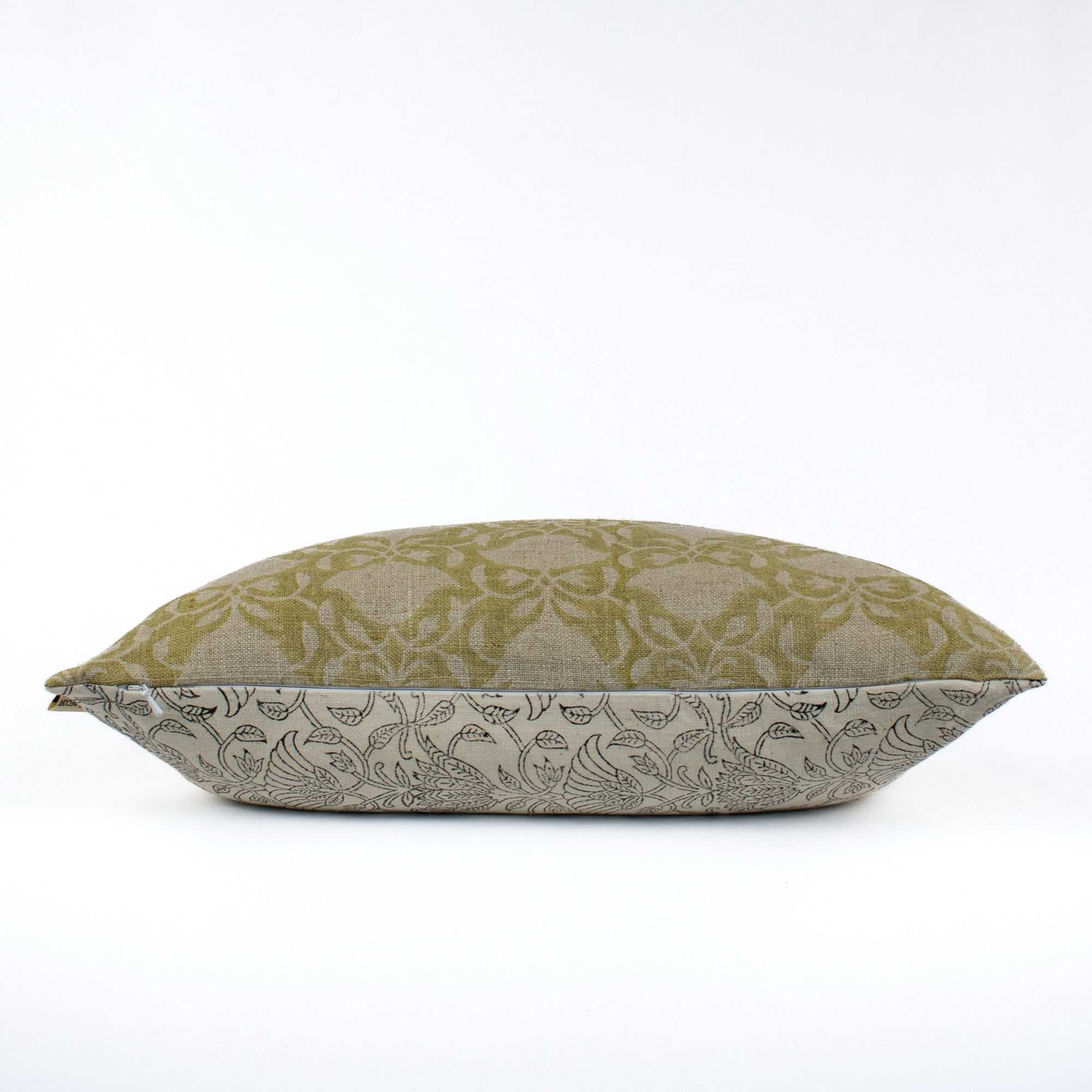 couch throw pillow