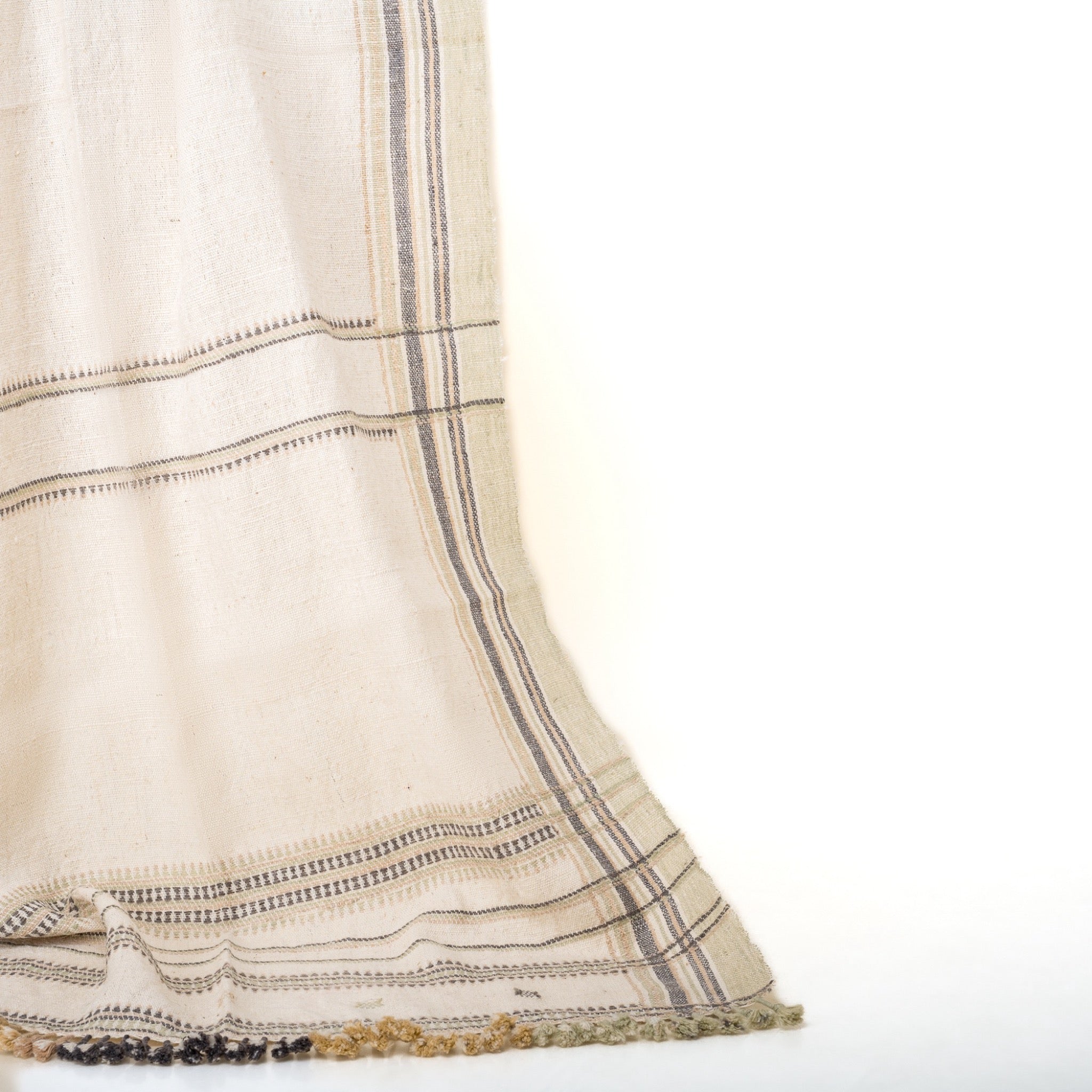Throw Hand Loomed